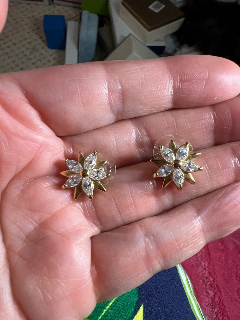 Nicole Miller Gold Tone Floral Crystal Stud Earrings-EUC - Picture 3 of 4